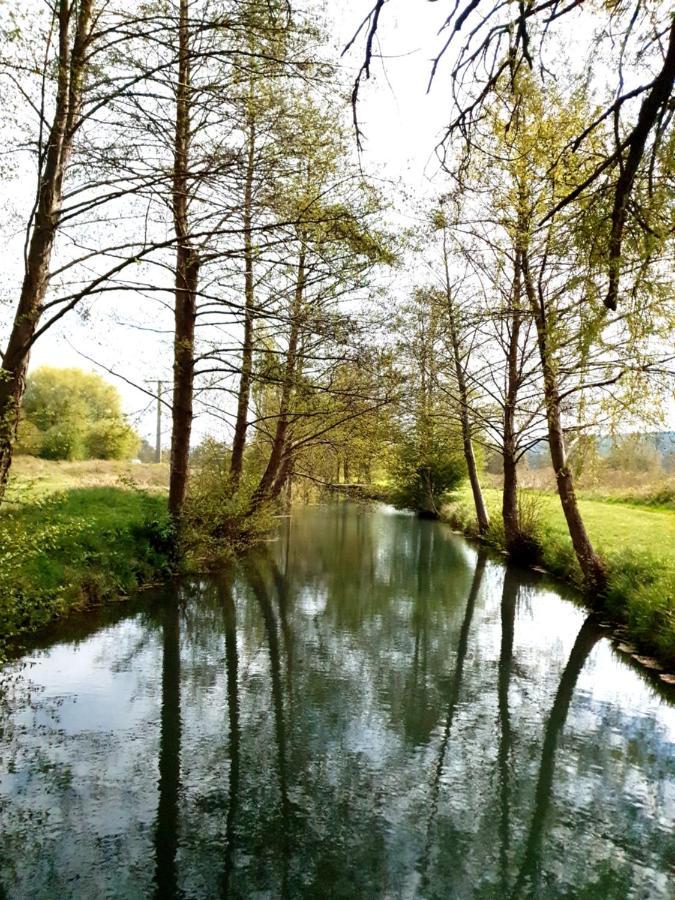 Freneuse-Sur-Risle Chambre D'Hote Normande المظهر الخارجي الصورة